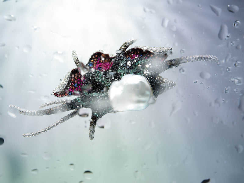 AUTORE brooch with a South Sea pearl and coloured gemstones